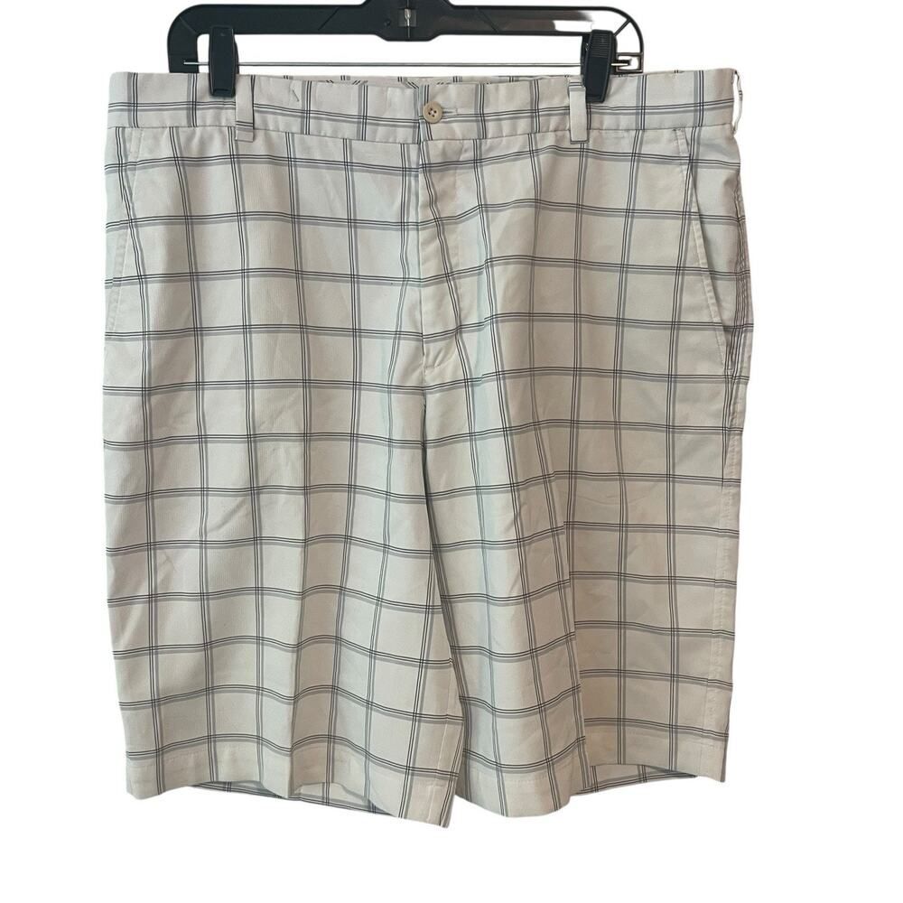 Nike Golf Dri-Fit Short Gray/Black/White Plaid Men's Sz 36 Flat Front Short